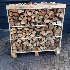 Brennholz-Mix 25 cm – 1,2 RM (4 Mini-Paletten)